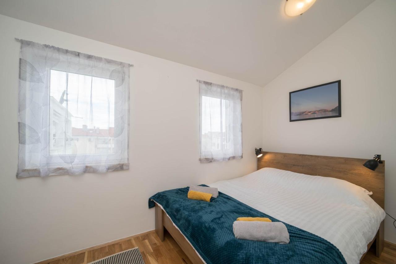 Cozy Apartment Close To The Beach And City Centre Umag Exterior foto